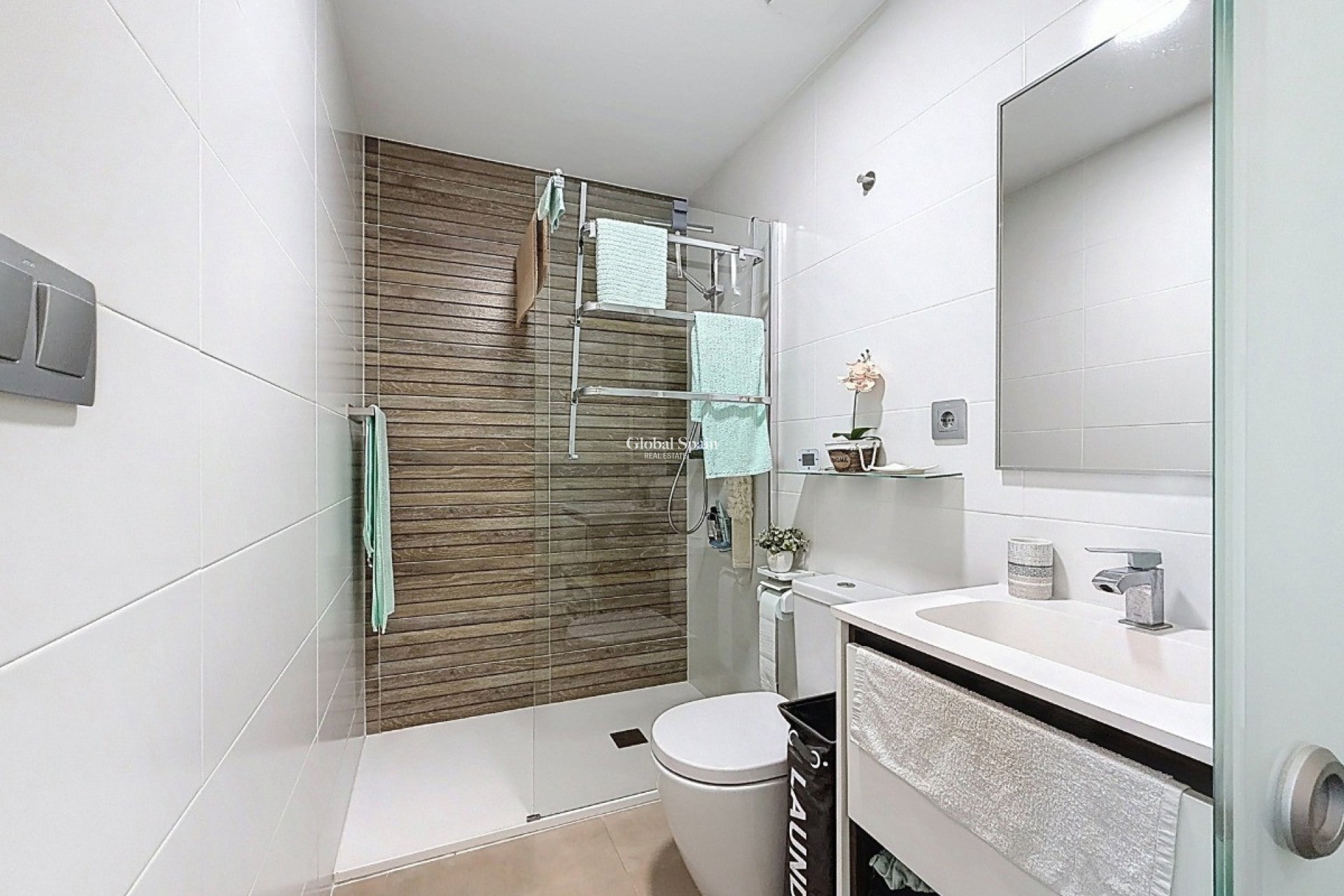 Resale - APARTMENT -
VISTABELLA GOLF  - Inland