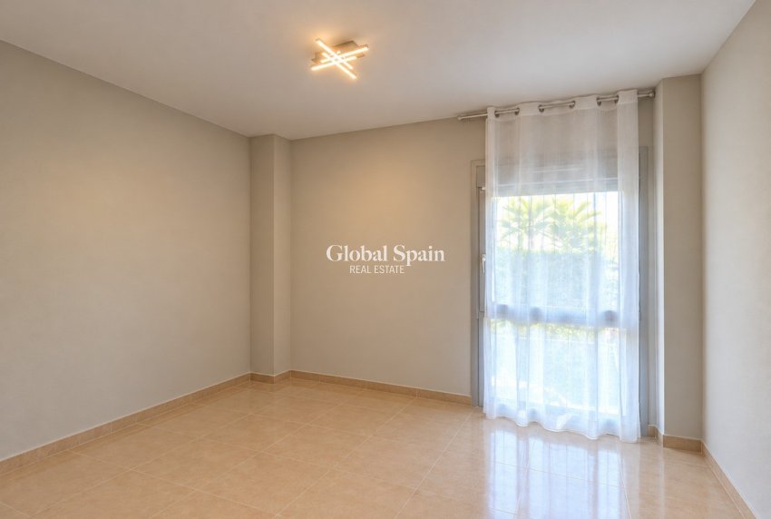 Resale - APARTMENT -
VISTABELLA GOLF  - Inland