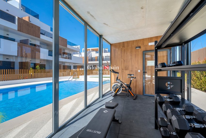 Resale - Apartments -
PILAR DE LA HORADADA - Torre De La Horadada