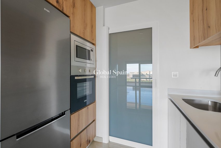 Resale - Apartments -
PILAR DE LA HORADADA - Torre De La Horadada