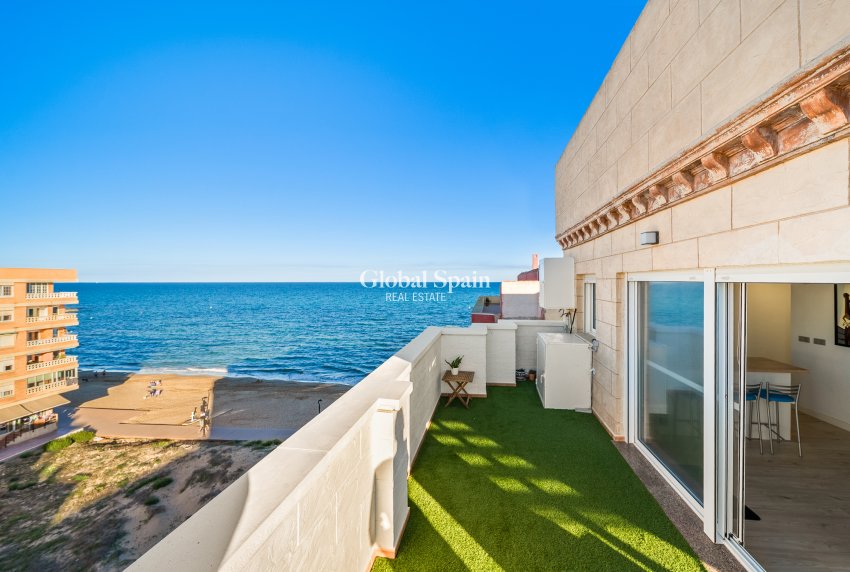 Resale - Ático -
TORREVIEJA - La Mata