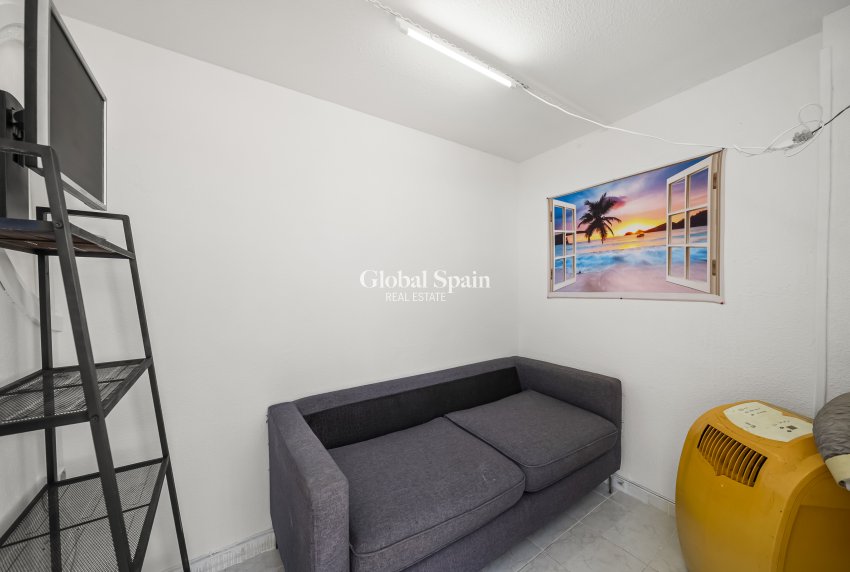 Resale - Ático -
TORREVIEJA - La Mata