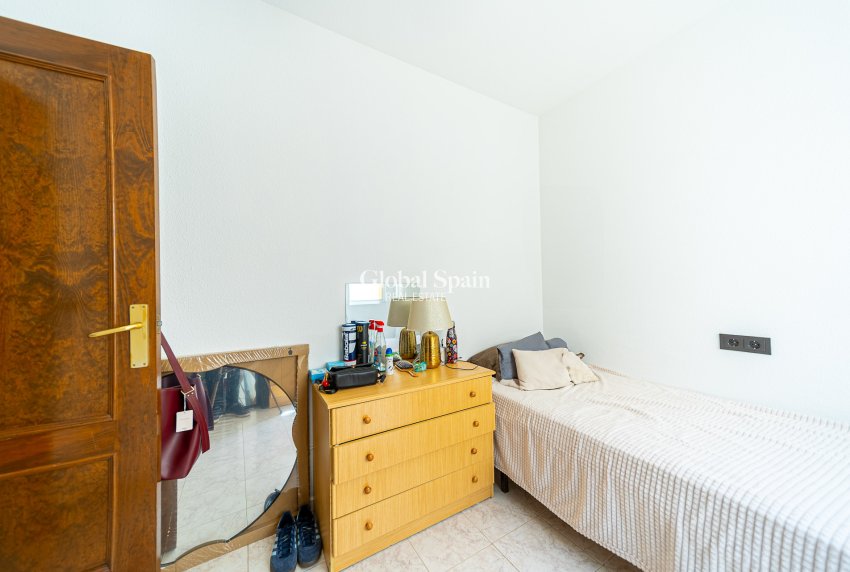 Resale - Ático -
TORREVIEJA - La Mata