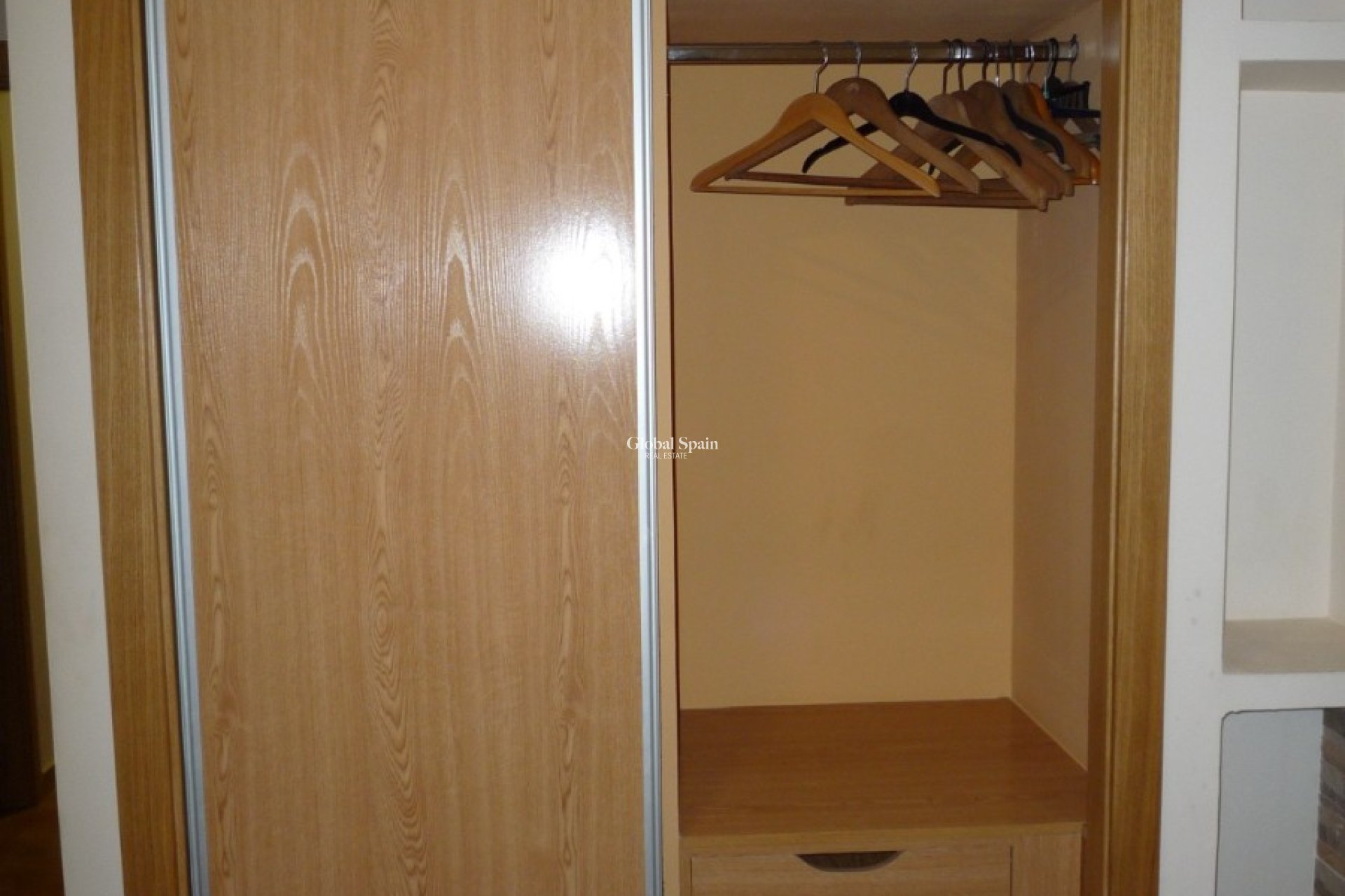Resale - Building -
ALICANTE - Casco antiguo