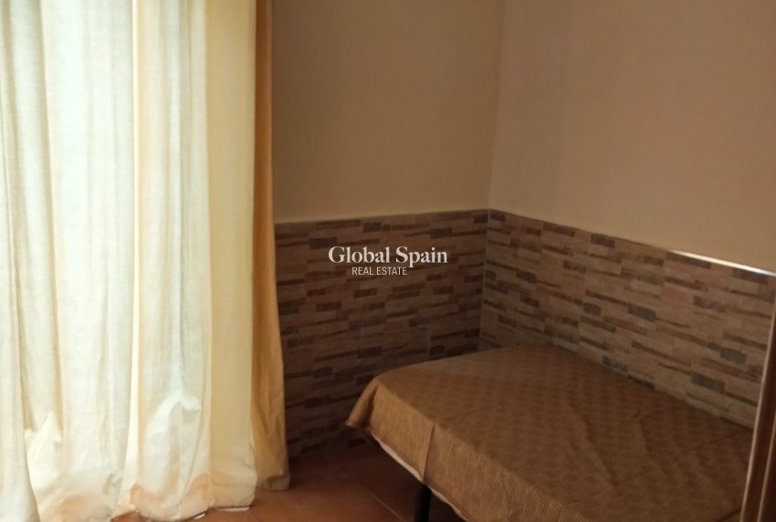 Resale - Building -
ALICANTE - Casco antiguo