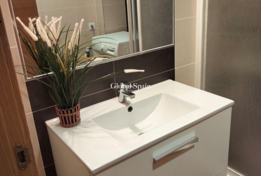 Resale - Building -
ALICANTE - Casco antiguo