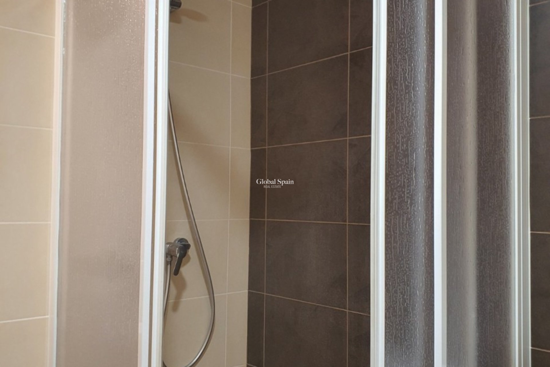 Resale - Building -
ALICANTE - Casco antiguo