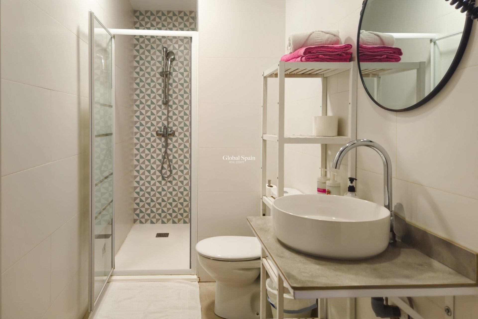 Resale - Building -
ALICANTE - Centro