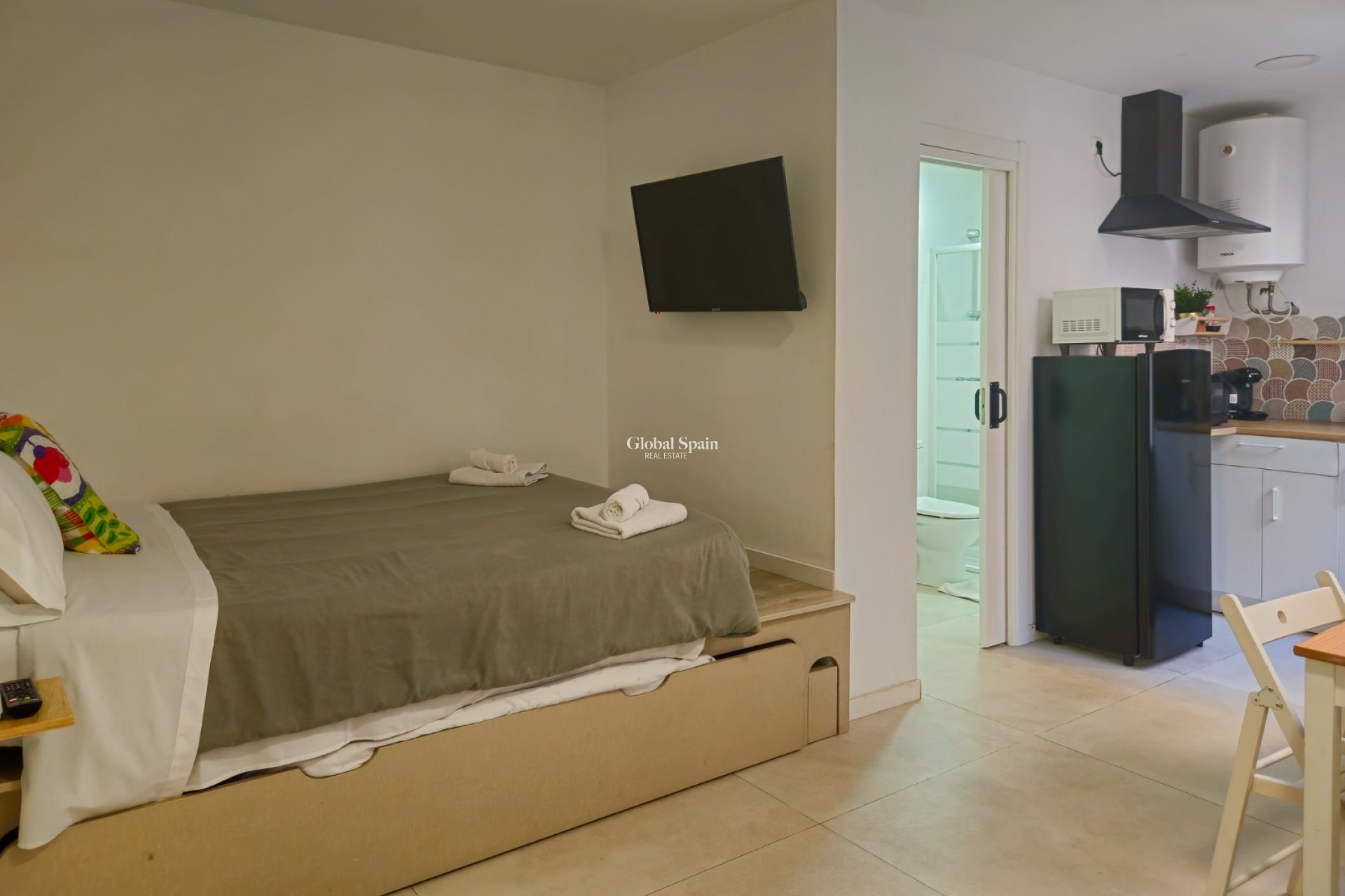 Resale - Building -
ALICANTE - Centro