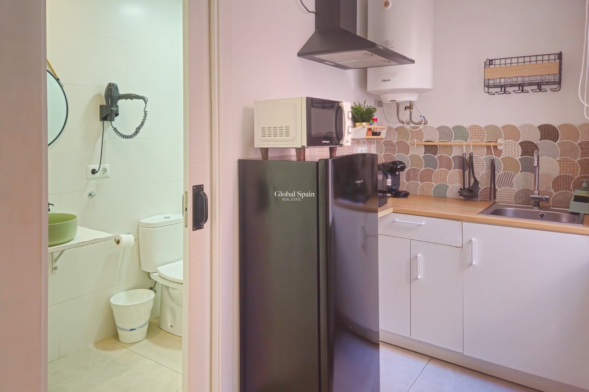 Resale - Building -
ALICANTE - Centro