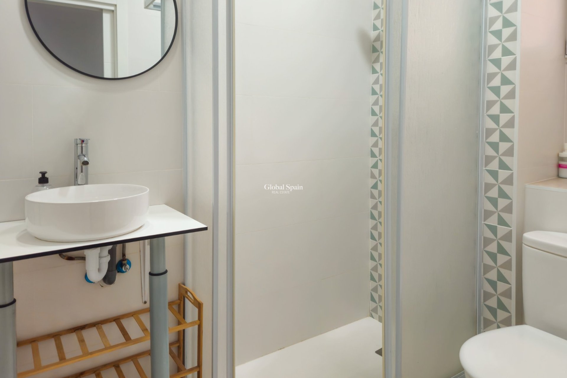 Resale - Building -
ALICANTE - Centro