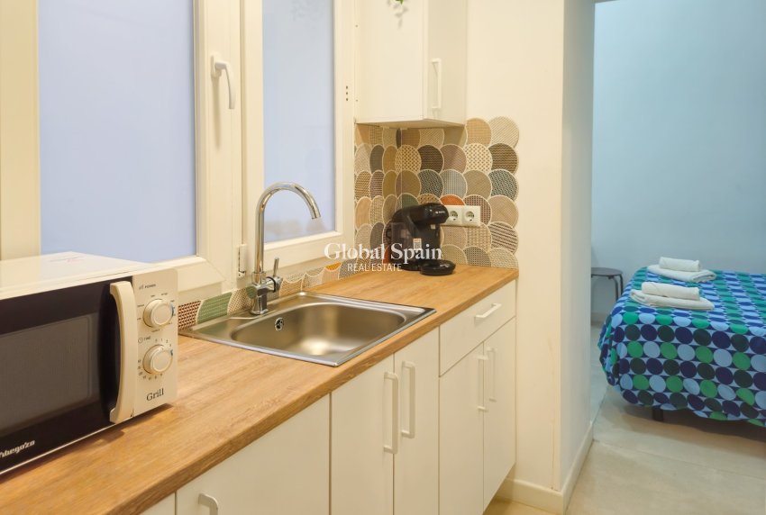 Resale - Building -
ALICANTE - Centro