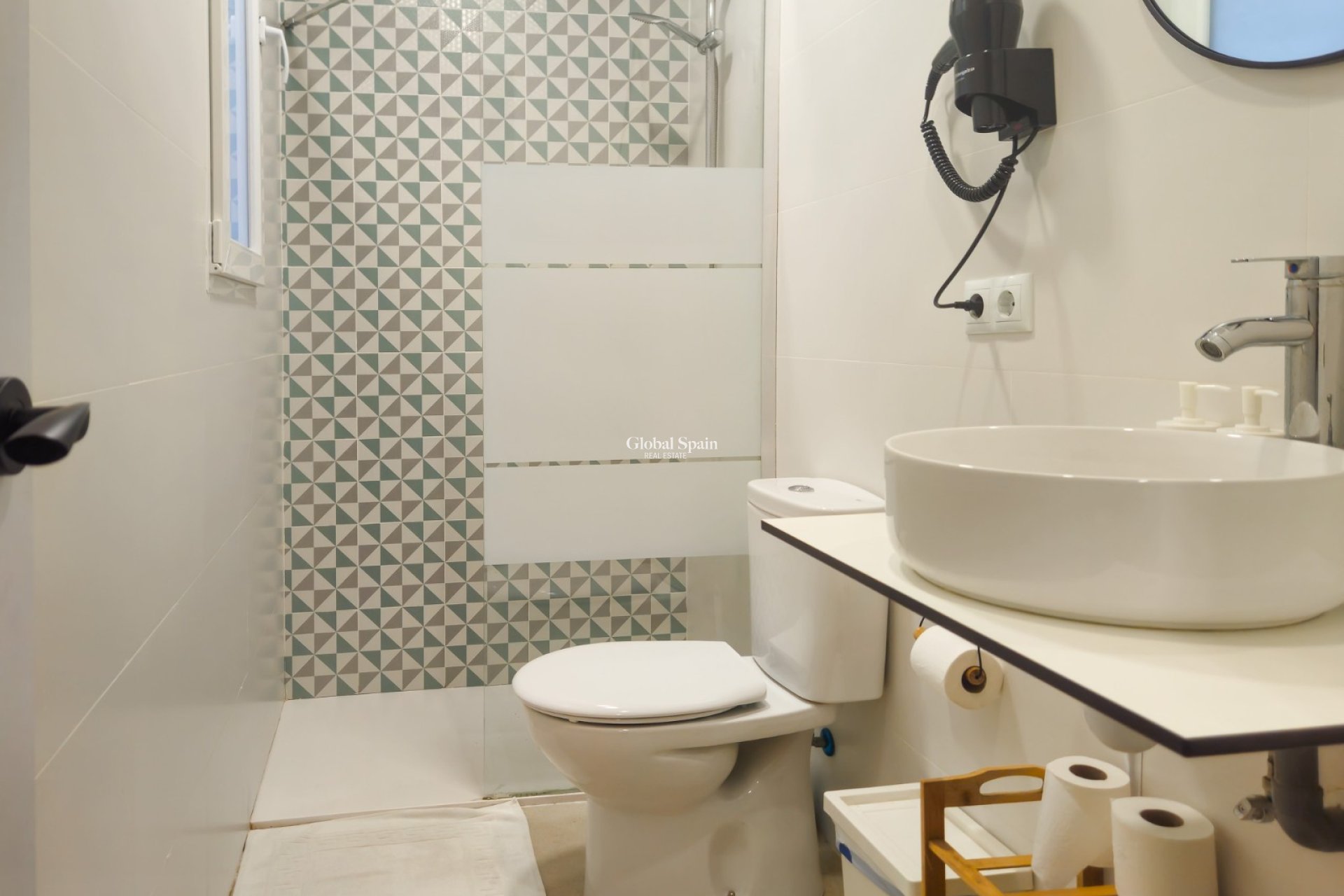 Resale - Building -
ALICANTE - Centro