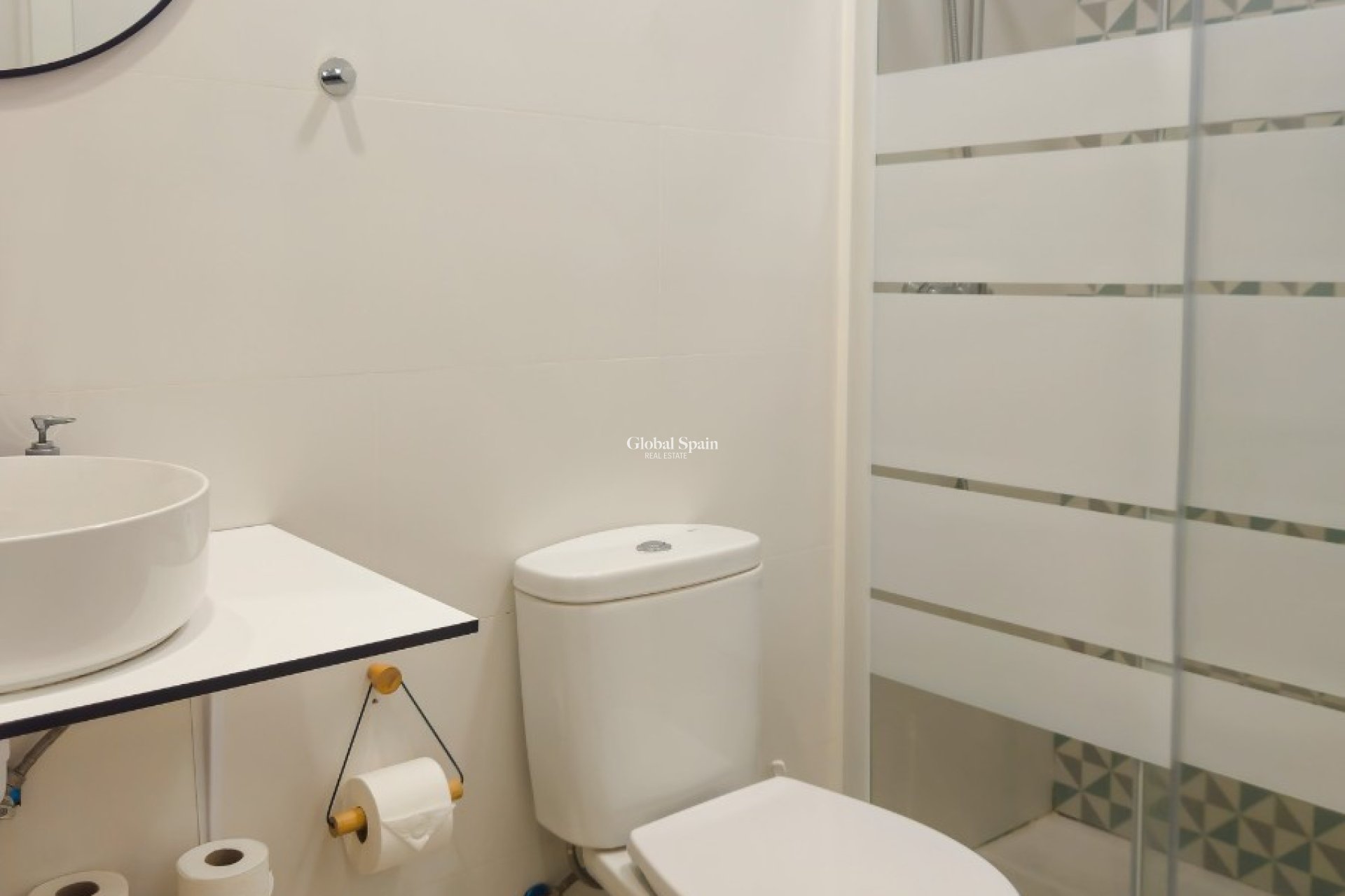 Resale - Building -
ALICANTE - Centro