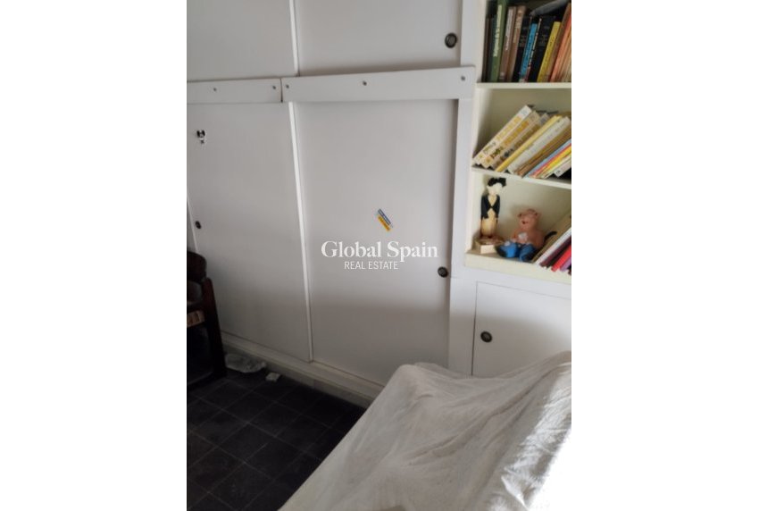 Resale - Building -
TORREVIEJA - Costa Blanca Sur