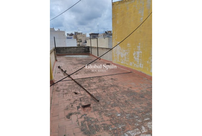 Resale - Building -
TORREVIEJA - Costa Blanca Sur