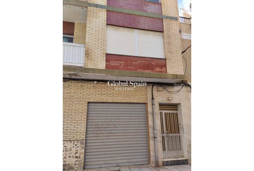 Resale - Building -
TORREVIEJA - Costa Blanca Sur