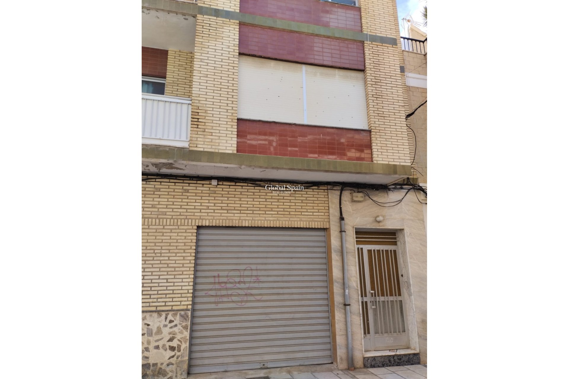 Resale - Building -
TORREVIEJA - Costa Blanca Sur