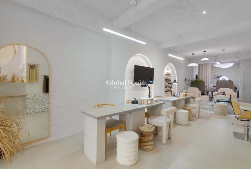 Resale - Business -
ALICANTE - Center