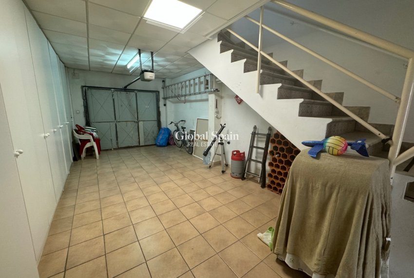 Resale - Casa de pueblo -
DAIMÚS - Pueblo