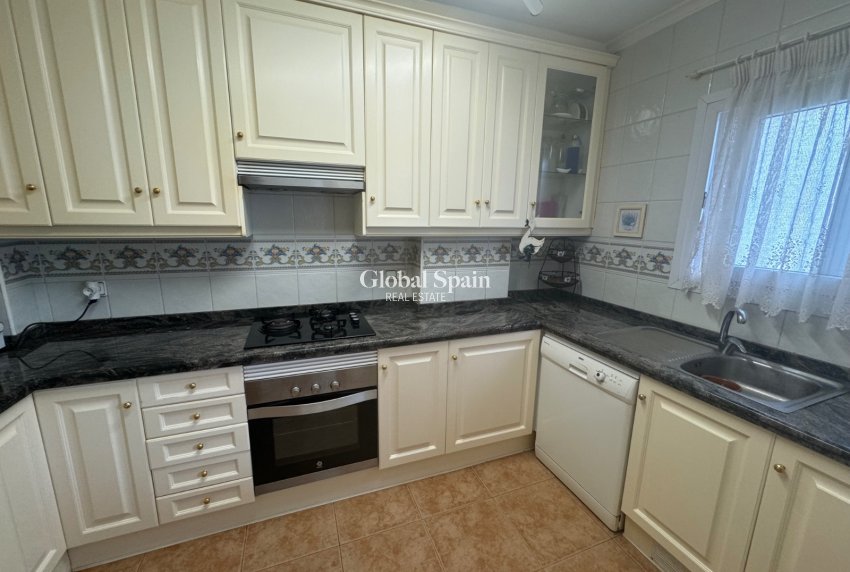 Resale - Casa de pueblo -
DAIMÚS - Pueblo