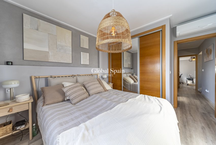 Resale - Casa de pueblo -
TORREVIEJA - LOS BALCONES - LOS ALTOS