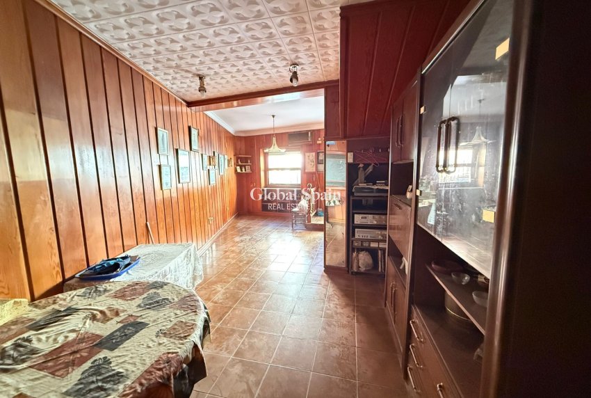 Resale - Casa -
DENIA - Port