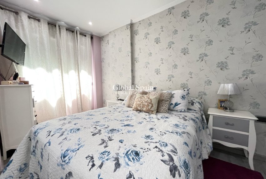 Resale - Casa -
Rafelcofer - Centro