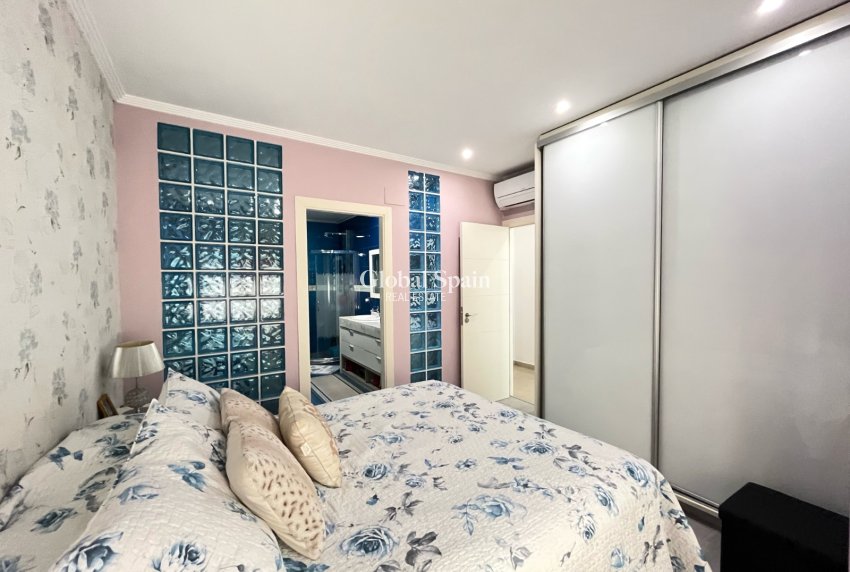 Resale - Casa -
Rafelcofer - Centro