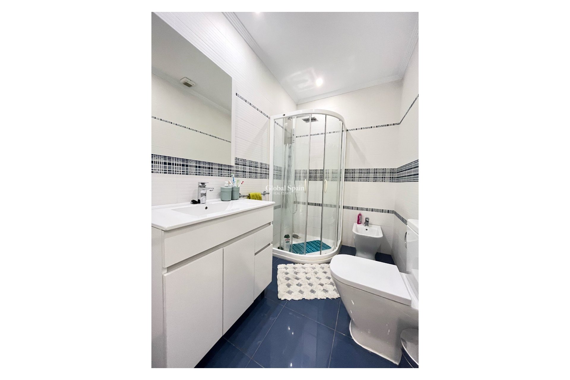 Resale - Casa -
Rafelcofer - Centro