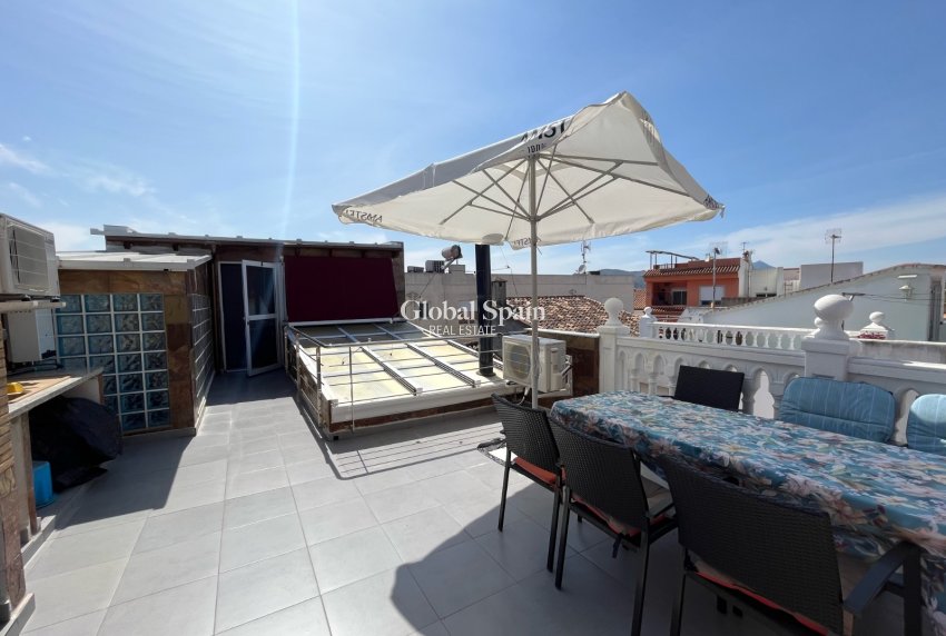 Resale - Casa -
Rafelcofer - Centro