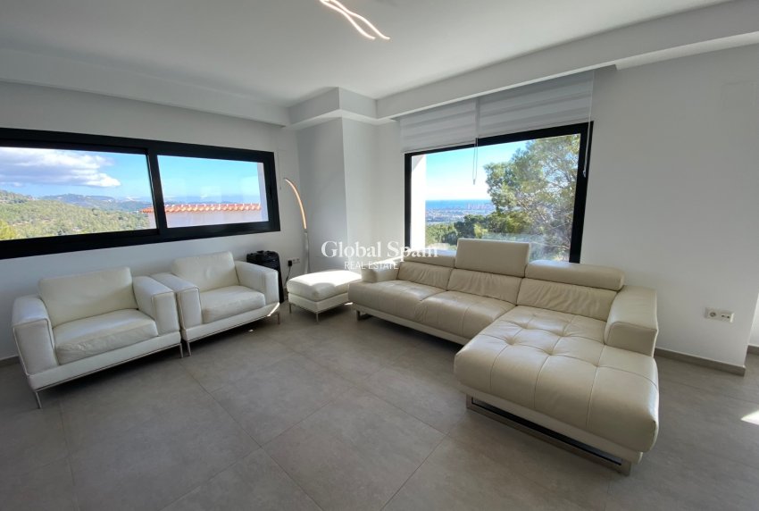 Resale - Chalet independiente -
Calpe - Calpe urbanizaciones