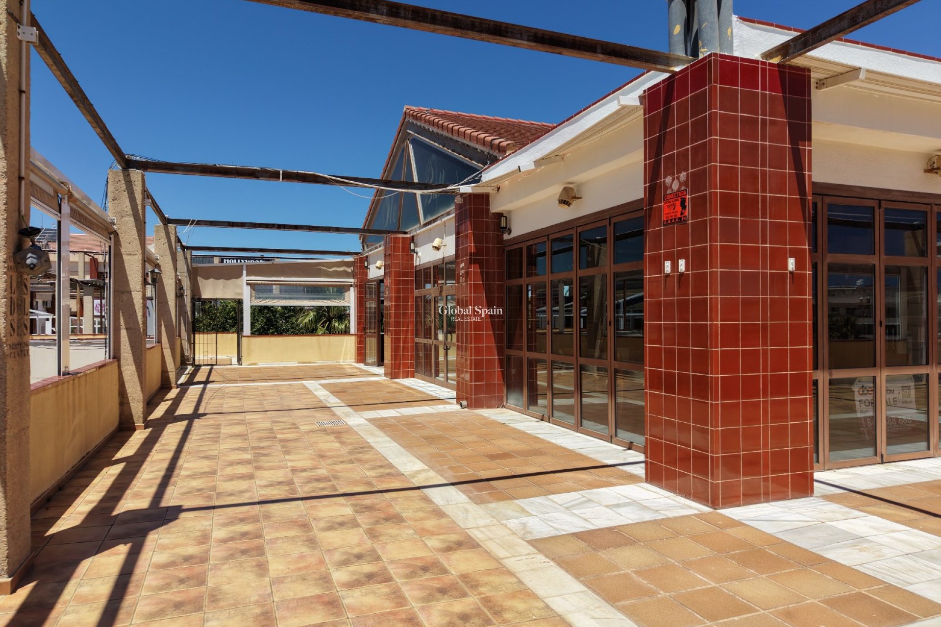 Resale - Commercial (Freehold) -
Orihuela Costa - Los Dolses