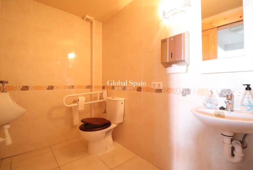 Resale - Commercial (Leasehold) -
Algorfa - La Finca Golf Resort
