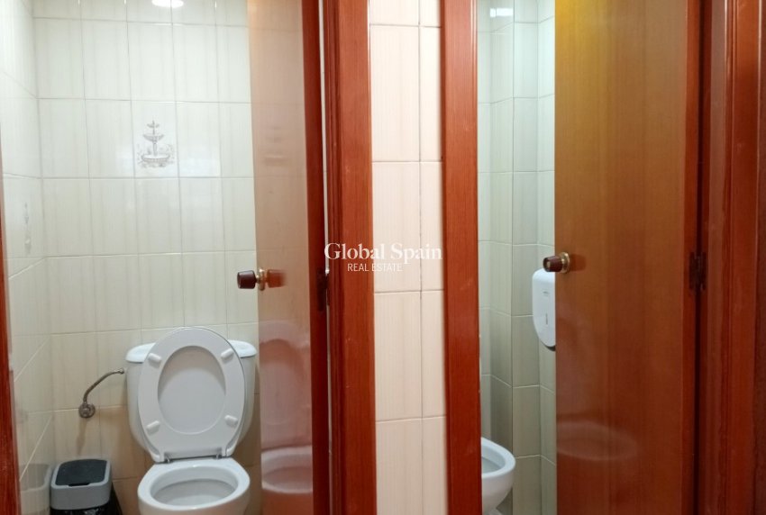 Resale - COMMERCIAL PROPERTY -
BENIDORM - Zona de Poniente