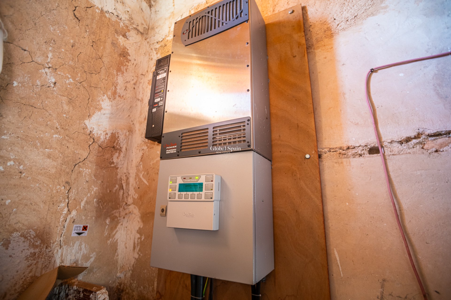 Resale - COMMERCIAL PROPERTY -
HONDÓN DE LAS NIEVES - Hondón de las Nieves