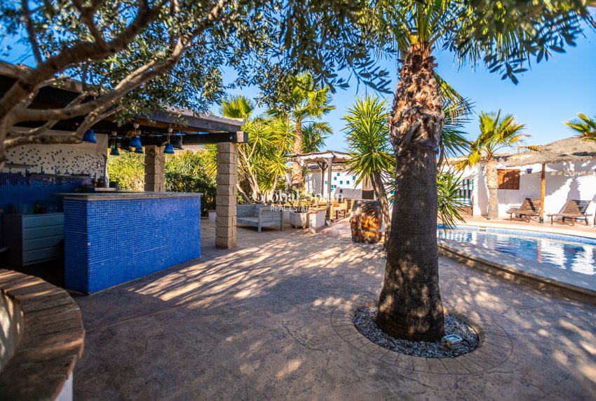 Resale - COMMERCIAL PROPERTY -
HONDÓN DE LAS NIEVES - Hondón de las Nieves