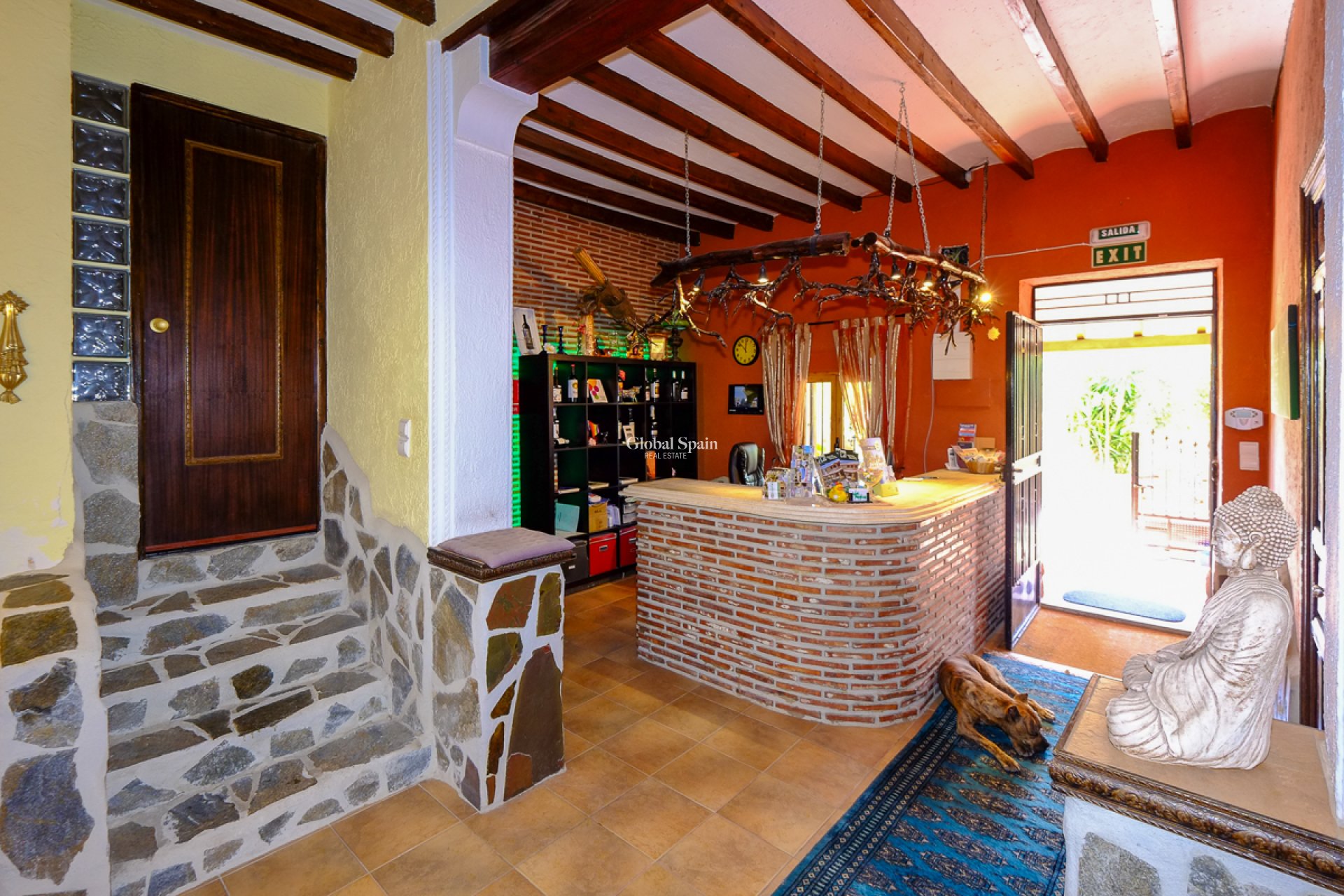 Resale - COMMERCIAL PROPERTY -
HONDÓN DE LAS NIEVES - Hondón de las Nieves