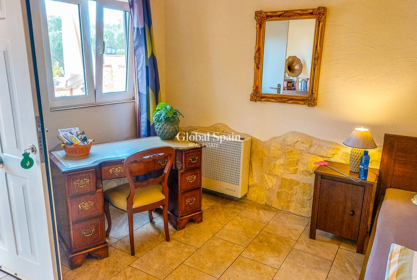 Resale - COMMERCIAL PROPERTY -
HONDÓN DE LAS NIEVES - Hondón de las Nieves