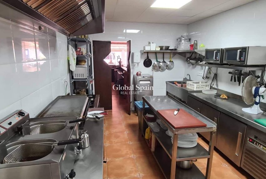 Resale - Commercial Property -
LOS BALCONES - LOS ALTOS