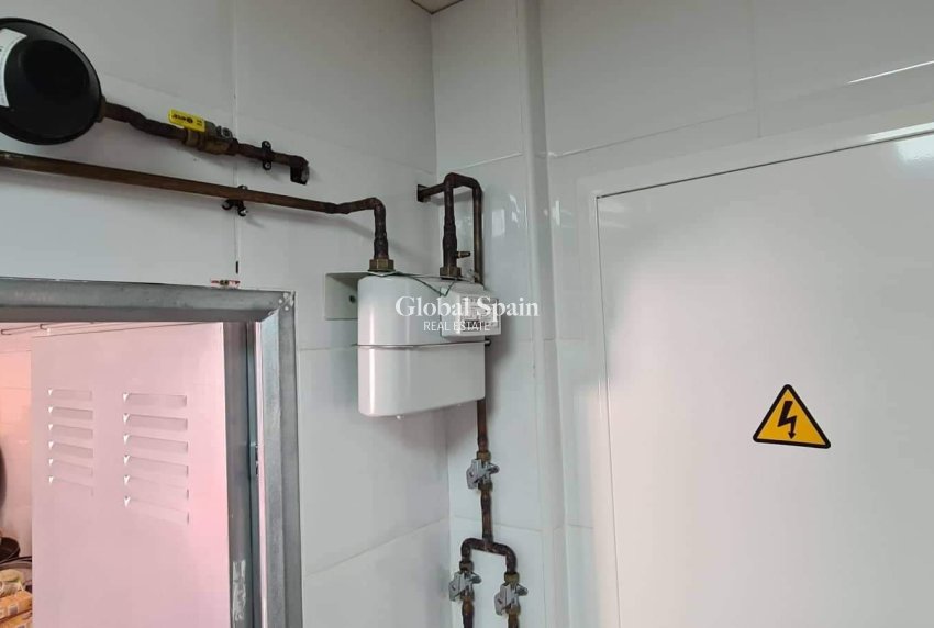 Resale - Commercial Property -
LOS BALCONES - LOS ALTOS