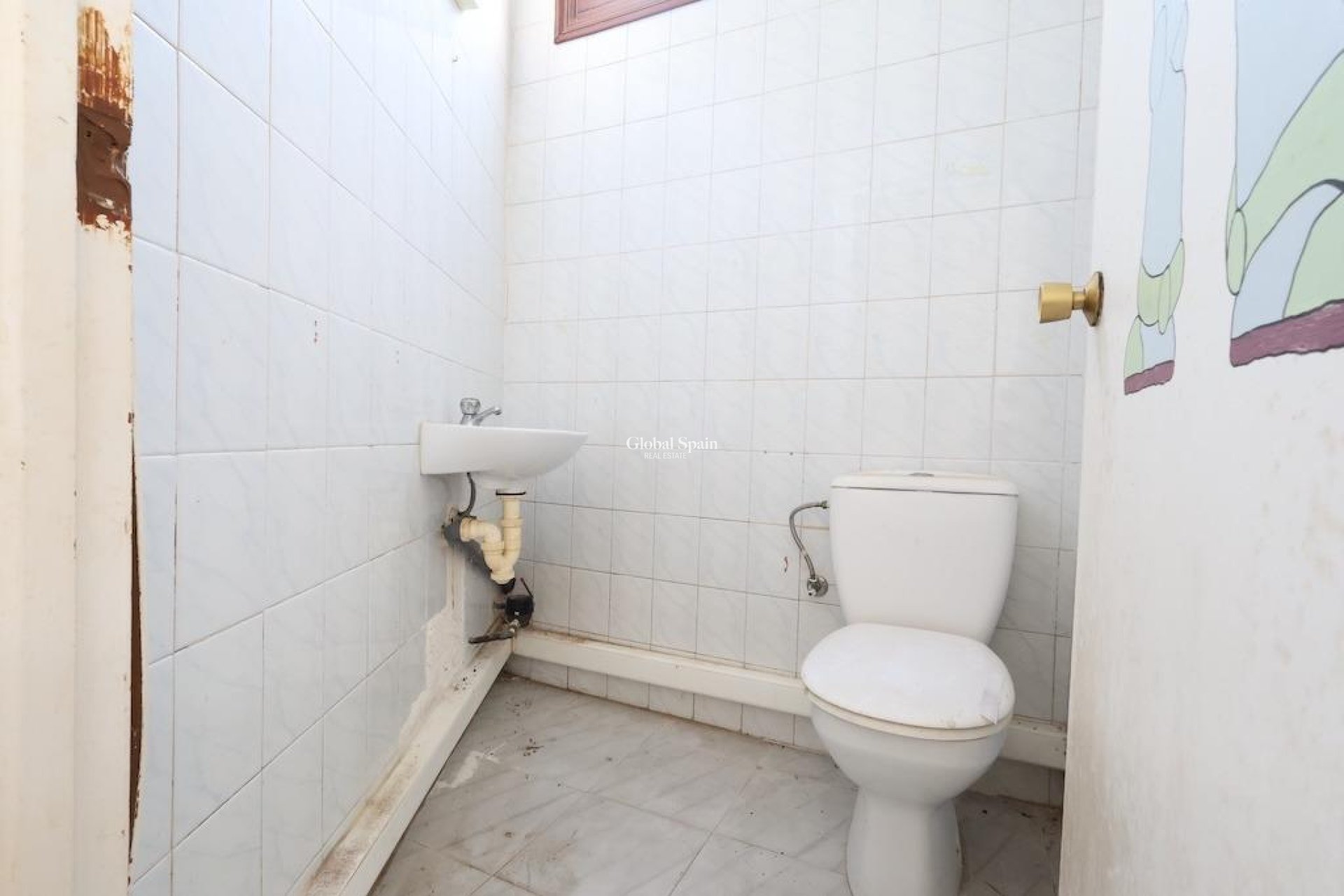 Resale - Commercial Property -
ORIHUELA COSTA - La Zenia