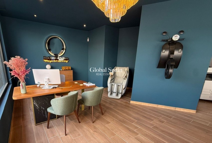 Resale - COMMERCIAL PROPERTY -
PALMA - Mallorca