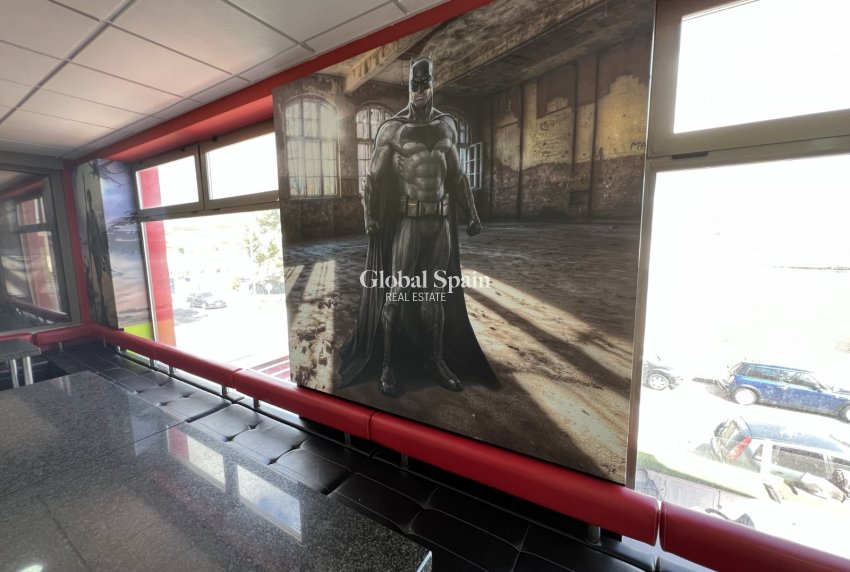 Resale - COMMERCIAL PROPERTY -
TORREVIEJA - Costa Blanca Sur