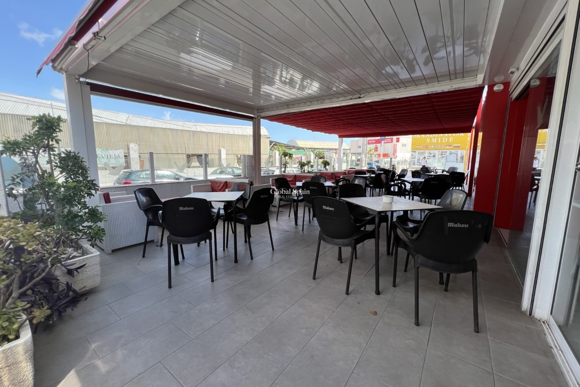 Resale - COMMERCIAL PROPERTY -
TORREVIEJA - Costa Blanca Sur