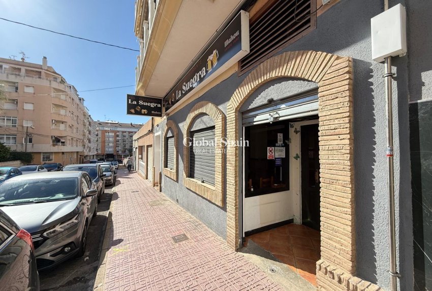 Resale - COMMERCIAL PROPERTY -
TORREVIEJA - Estacion de autobuses