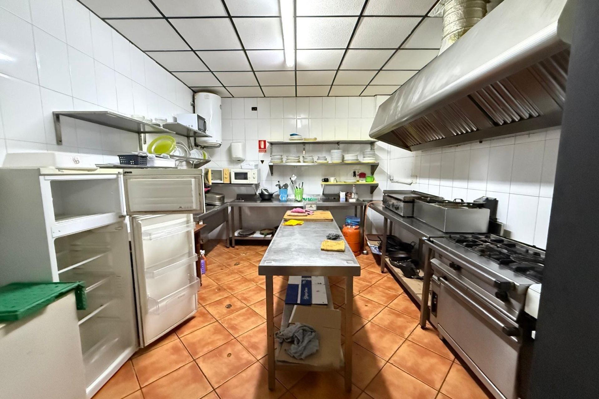 Resale - COMMERCIAL PROPERTY -
TORREVIEJA - Estacion de autobuses