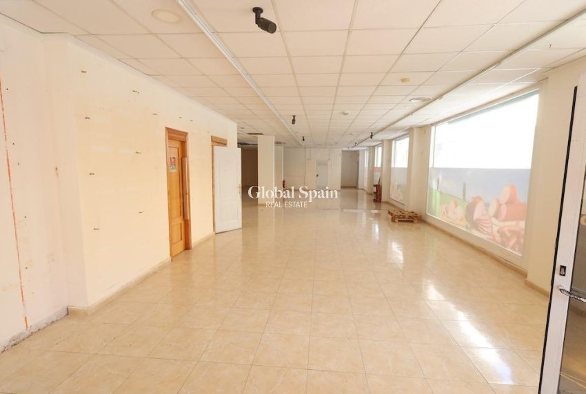 Resale - Commercial Property -
TORREVIEJA - Estacion de autobuses