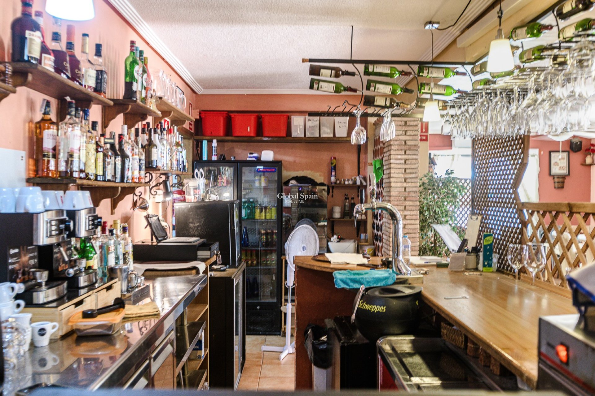 Resale - COMMERCIAL PROPERTY -
TORREVIEJA - La Veleta