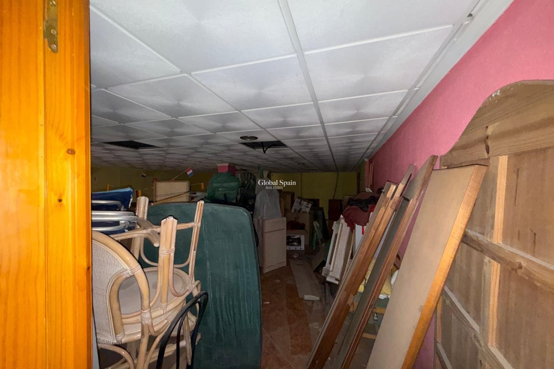 Resale - COMMERCIAL PROPERTY -
TORREVIEJA - Playa del cura